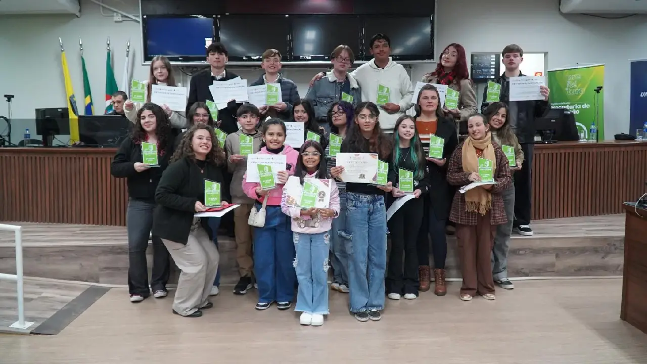 4º Concurso Escolar de Oratória emociona o público e lota a Câmara de Vereadores; veja os vencedores