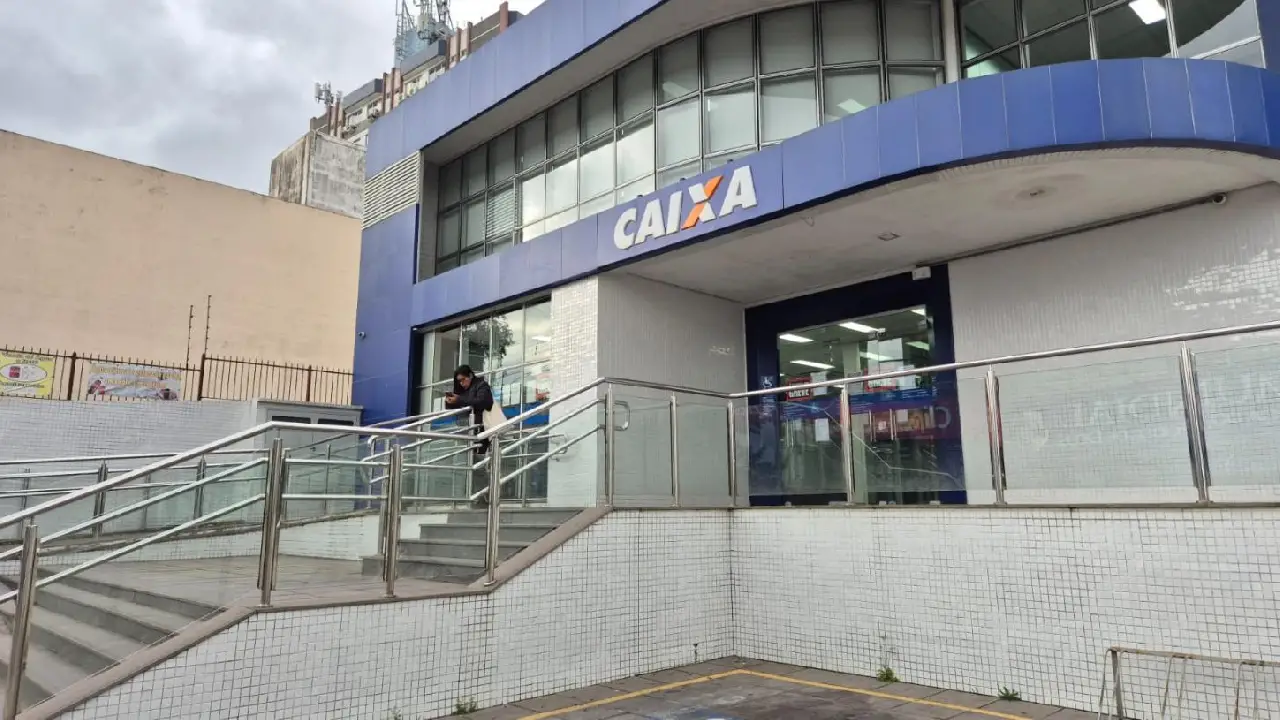 Agência da Caixa retoma atendimento parcial após quase 20 dias de greve