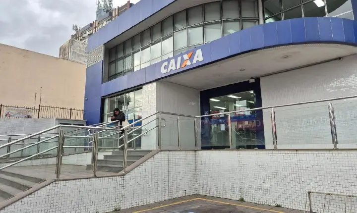 Agência da Caixa retoma atendimento parcial após quase 20 dias de greve