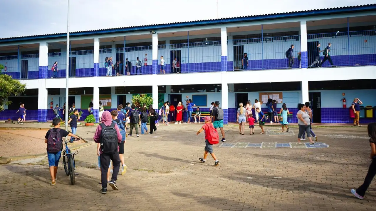 Câmara de Guaíba aprova projeto que proíbe músicas com conteúdo inadequado em escolas