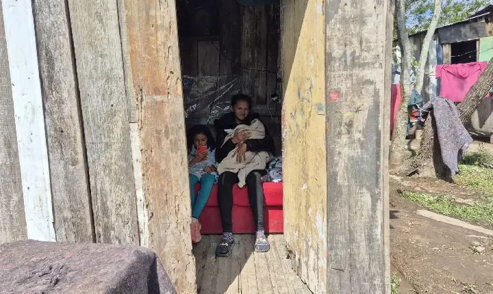 De um sorriso a um lar: grupo de Guaíba se mobiliza para transformar a vida de família com cinco filhos