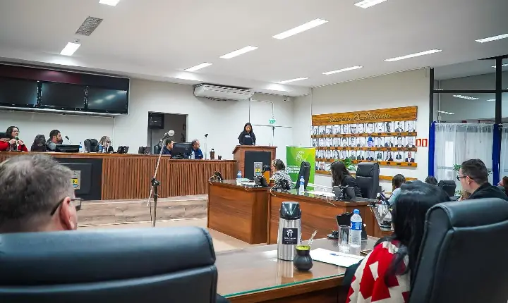Estudantes de Guaíba disputam primeira etapa do 4º Concurso Escolar de Oratória