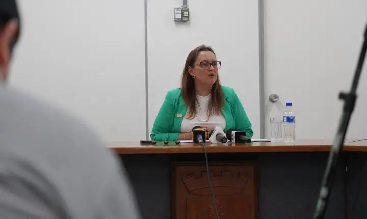 Guaíba não tem condições de manter empréstimo de US$ 70 milhões com banco asiático, diz Claudinha Jardim