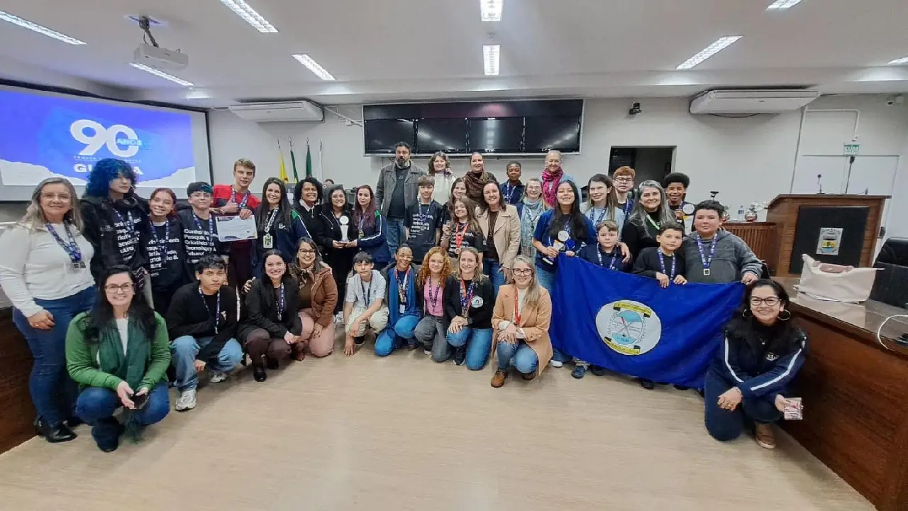 Guaíba premia estudantes e professores na 4ª Mostra Científica e Tecnológica e no 1º Torneio Municipal de Robótica