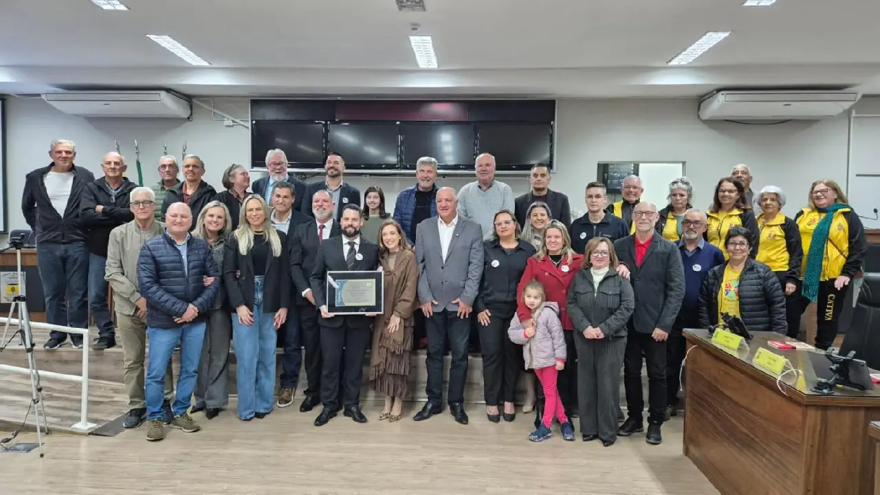 Itapuí celebra 100 anos em homenagem na Câmara e prepara grande festa do centenário em agosto