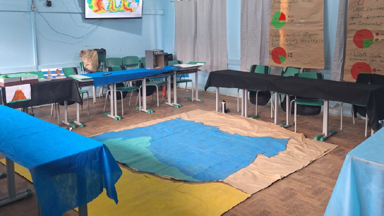 Medo, terremotos e superpoderes: Feira de Ciência mobiliza estudantes da escola São Francisco de Assis