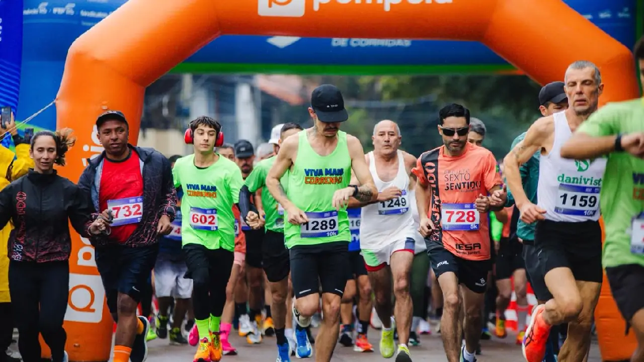 Sob chuva, Guaíba recebe mais de 400 corredores na 8ª etapa do Circuito Sesc de Corridas