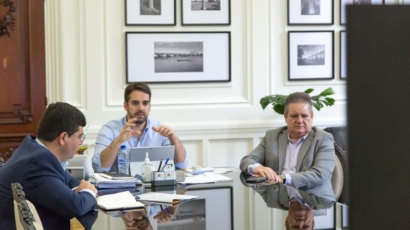 Em plano de liberação gradual, governador autoriza abertura do comércio na Região Metropolitana
