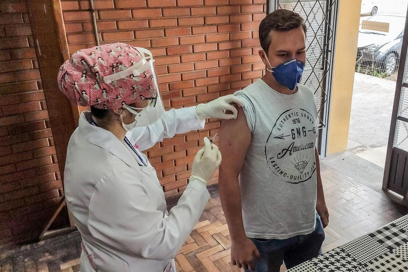 Guaíba recebe novas doses para segunda parte da campanha contra gripe
