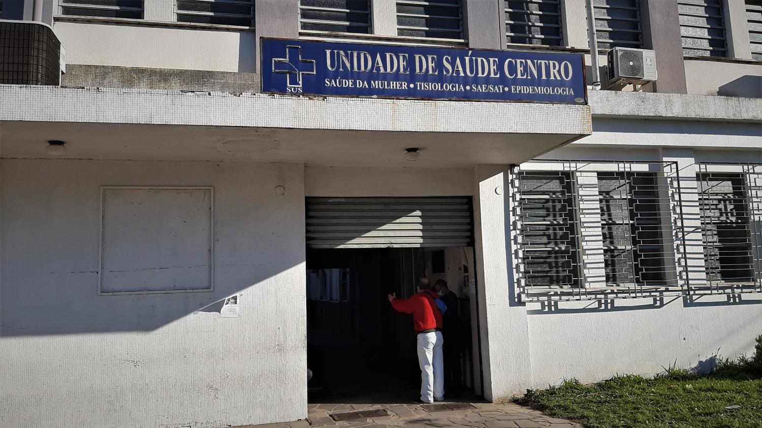 Depois de quase duas semanas, energia elétrica volta no posto de saúde do Centro