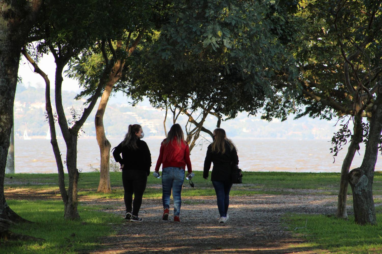 Área Verde, Parque da Juventude e demais praças são liberadas para circulação