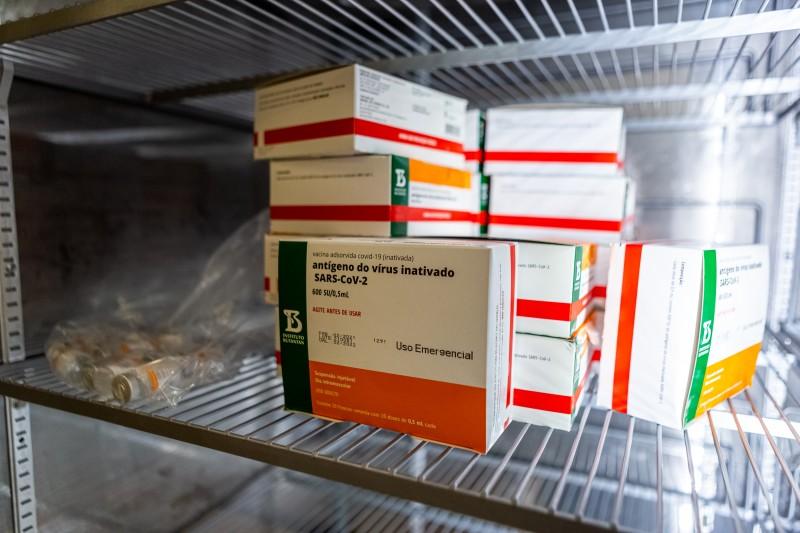 Guaíba recebe mais 1,3 mil vacinas da Coronavac, a maioria para idosos entre 75 e 79 anos