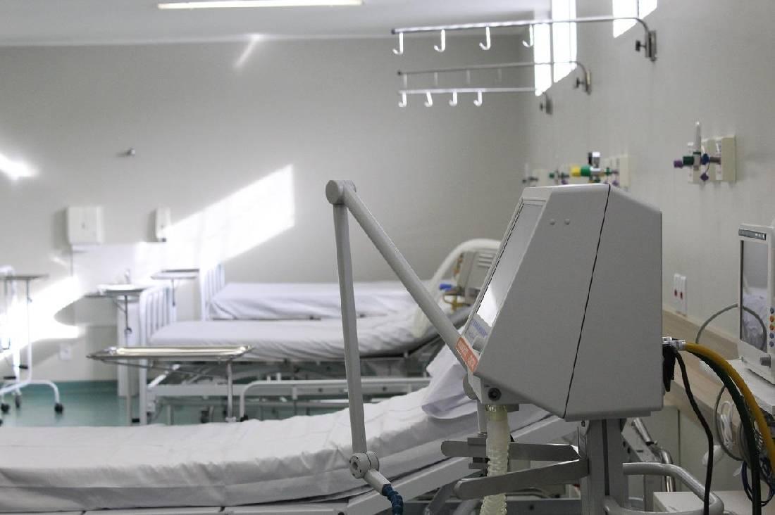 Hospital Nelson Cornetet inaugura 12 novos leitos clínicos e recebe dois respiradores da CMPC