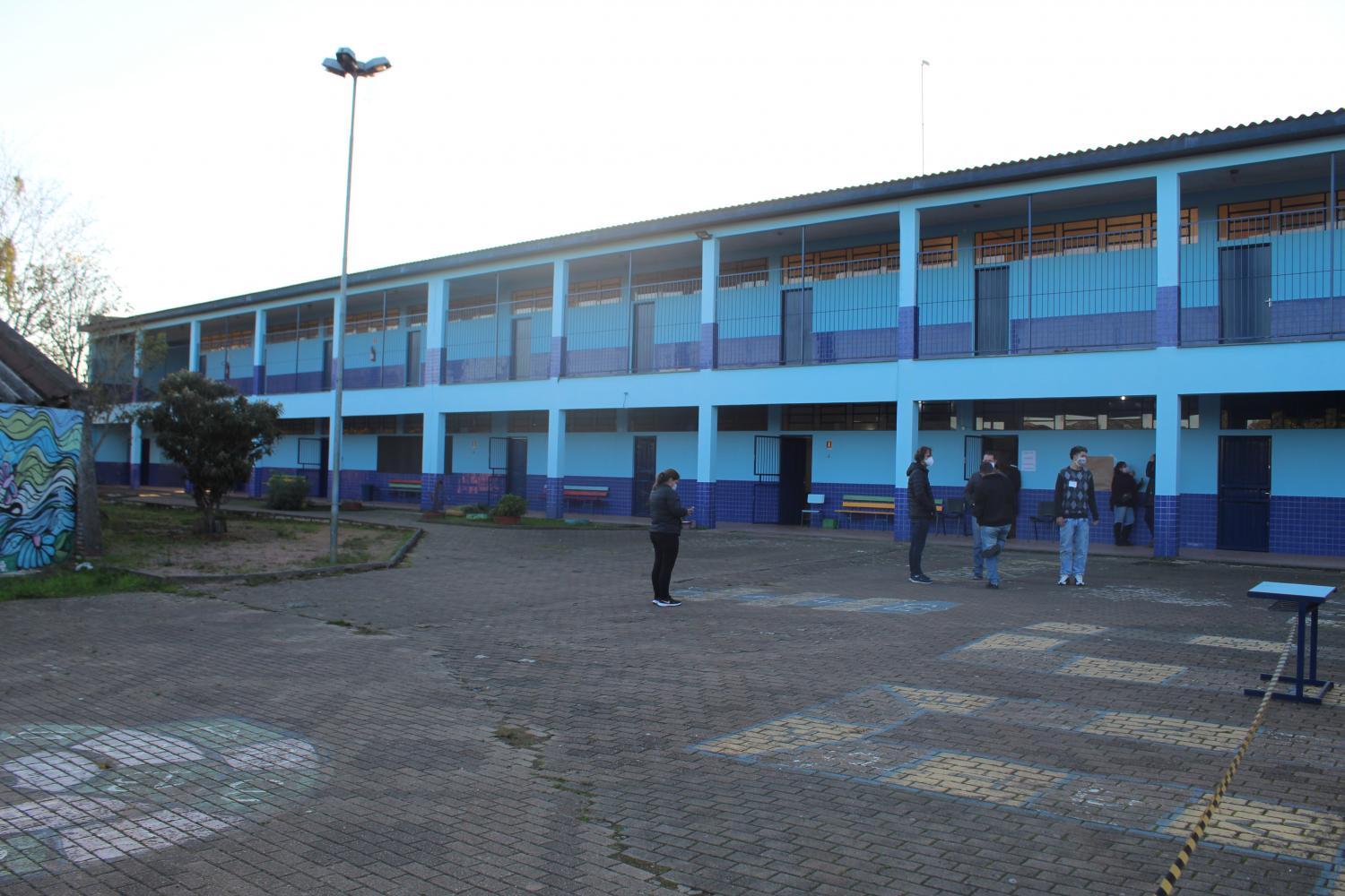 Justiça suspende greve sanitária dos professores da rede municipal