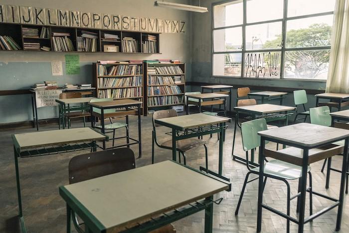 Greve sanitária dos professores continua sem acordo com a prefeitura
