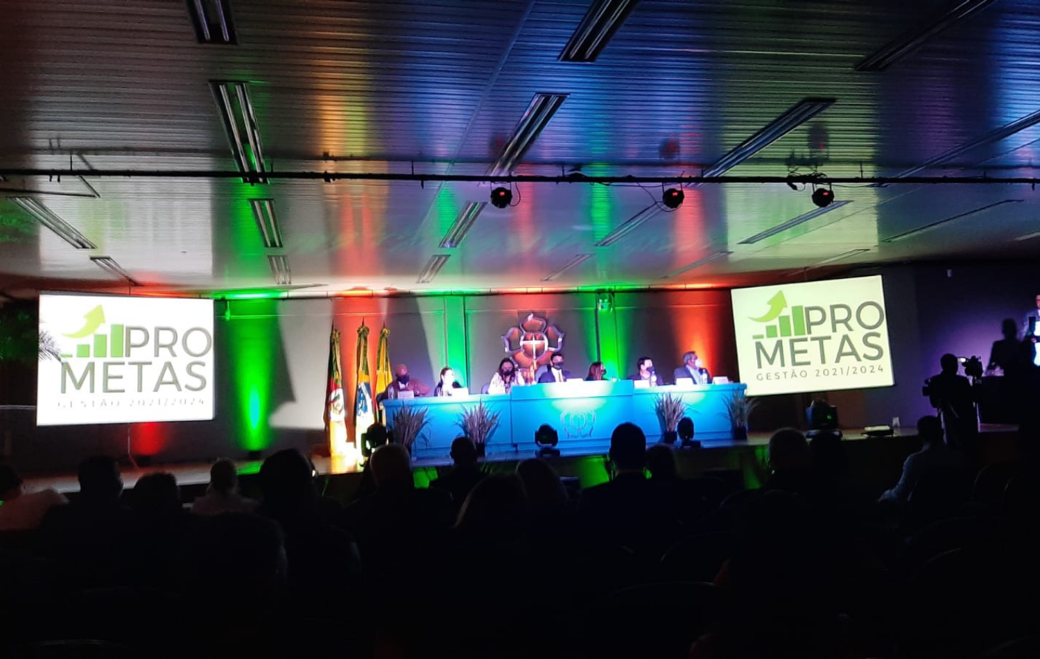 Governo Maranata institui programa de metas e homenageia as 20 maiores empresas de Guaíba