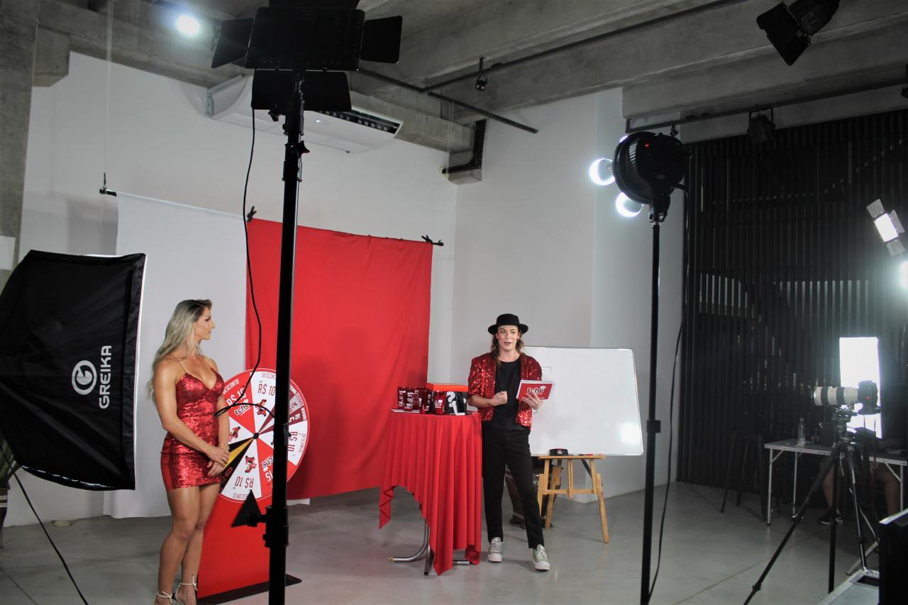 Tchê Delivery comemora quatro anos em live com shows de descontos