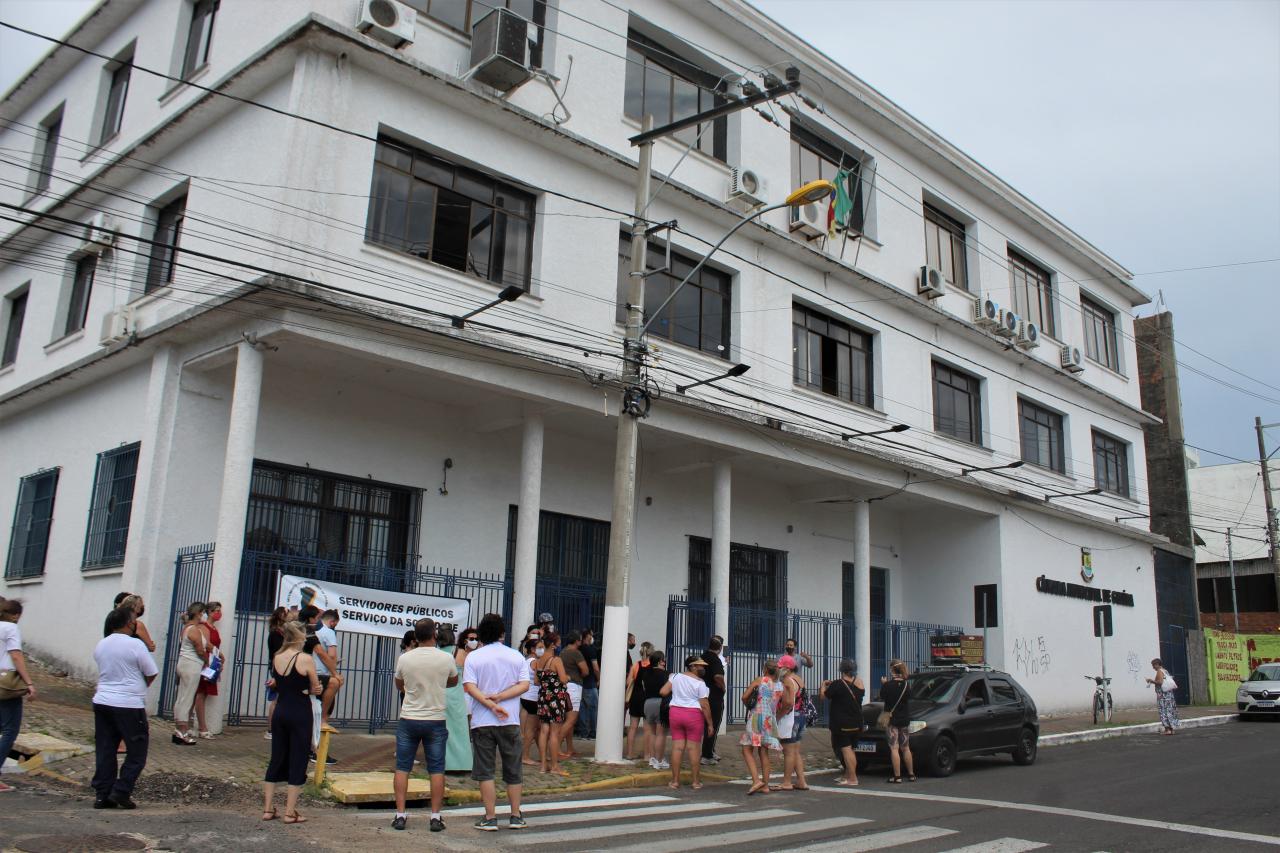 Falta de luz transfere votação da reforma administrativa na Câmara de Vereadores