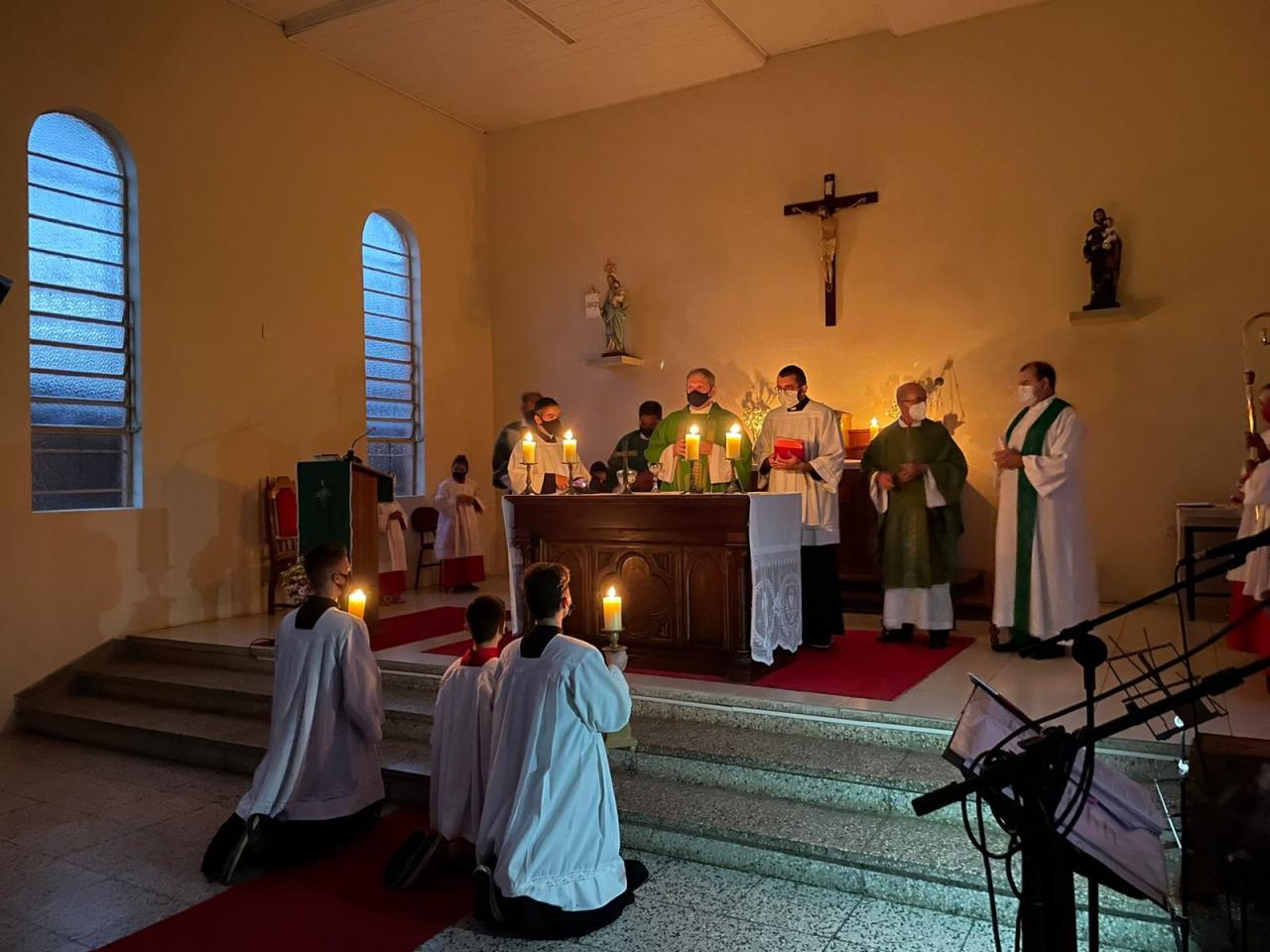 Elemar Griebeler toma posse como novo padre da Paróquia Nossa Senhora da Paz, na Alegria