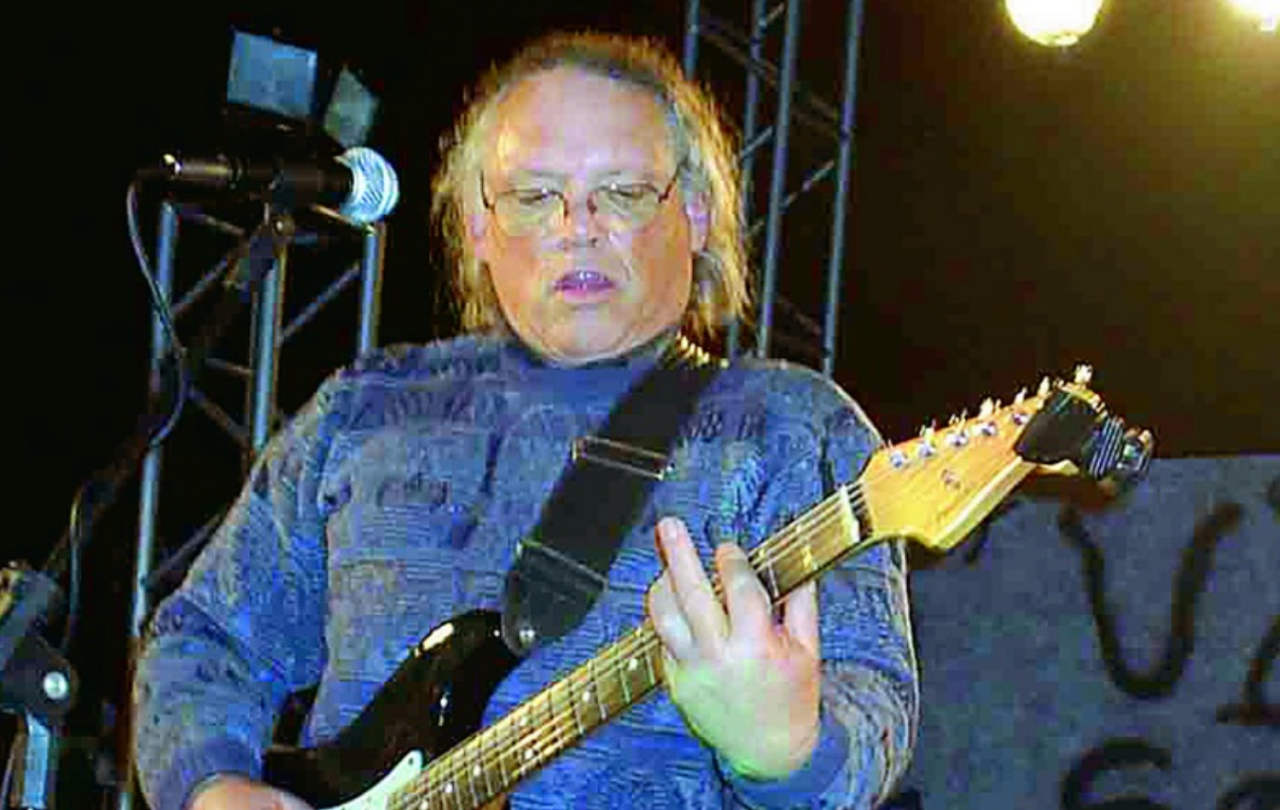 Morte do roqueiro César Barcellos, o tio César, deixa cena musical de Guaíba em luto