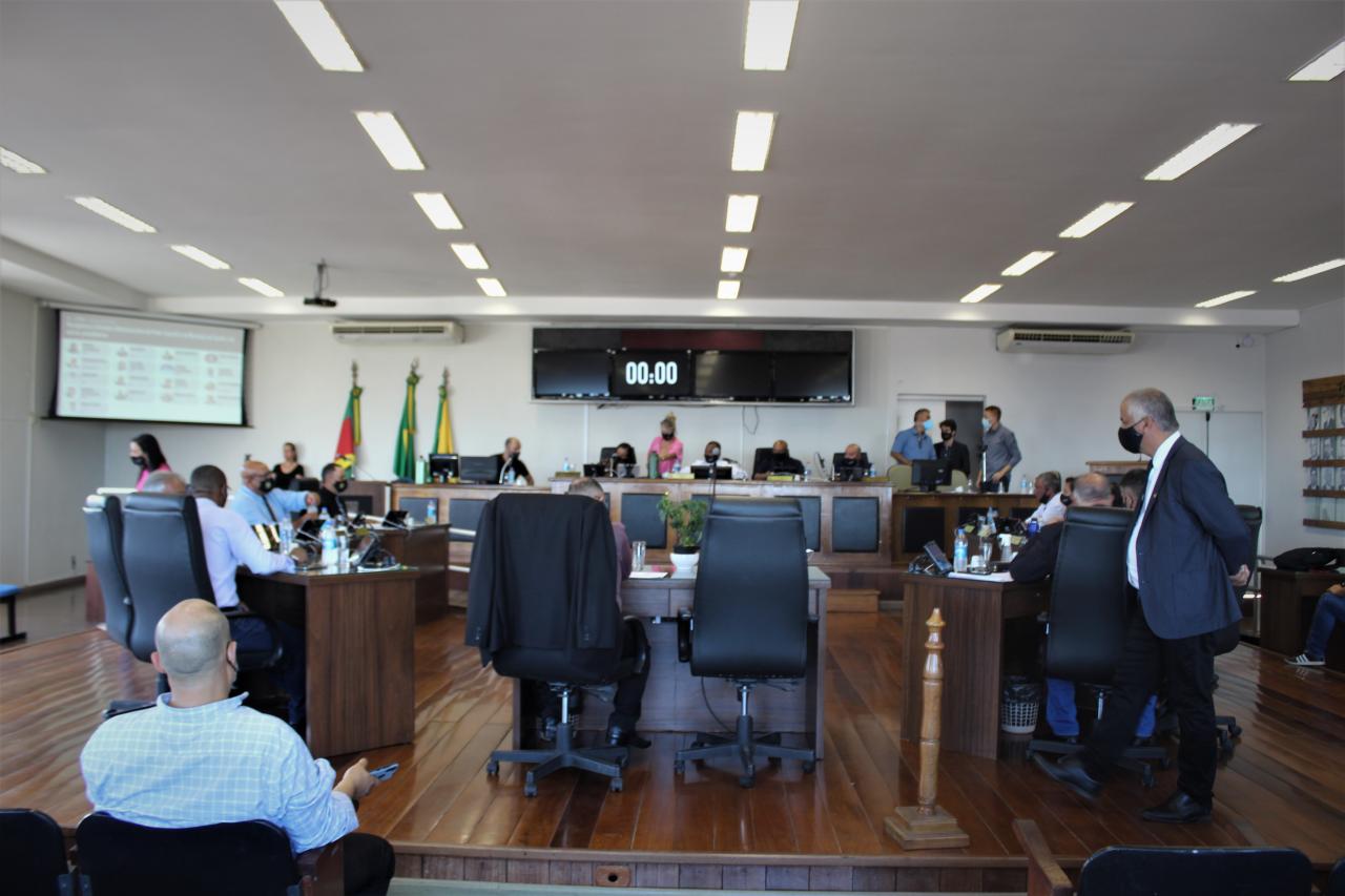 Vereadores aprovam nova reforma administrativa e criação de novos cargos do governo Maranata