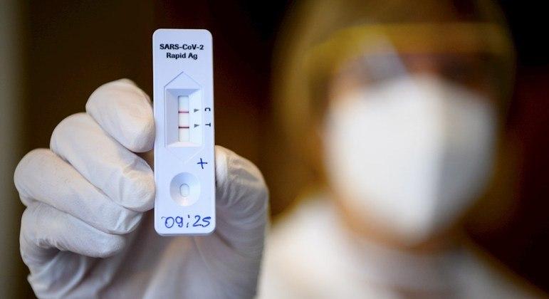 Farmácia em Guaíba inicia venda de autotestes de covid-19 nos próximos dias