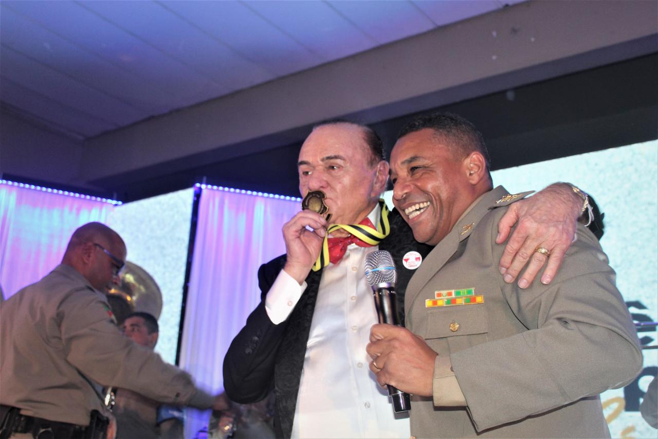 Empresário Otélio Drebes dá palestra no aniversário de 25 anos do 31º BPM