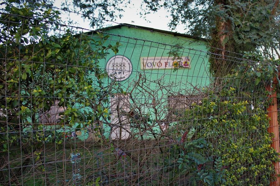 Comunidade da escola Vovó Flor cobra agilidade na reforma do prédio doado para Prefeitura