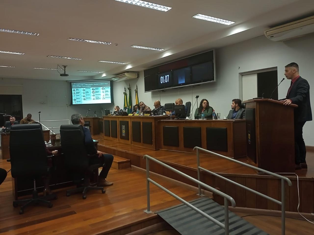 Câmara aprova reconhecimento para esportistas e mais sete projetos de lei
