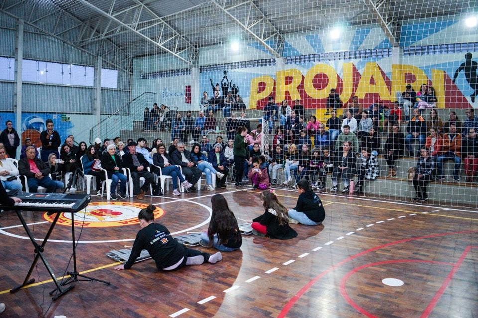 Orquestra Projari se apresenta em mais uma edição do programa Concertos Comunitários