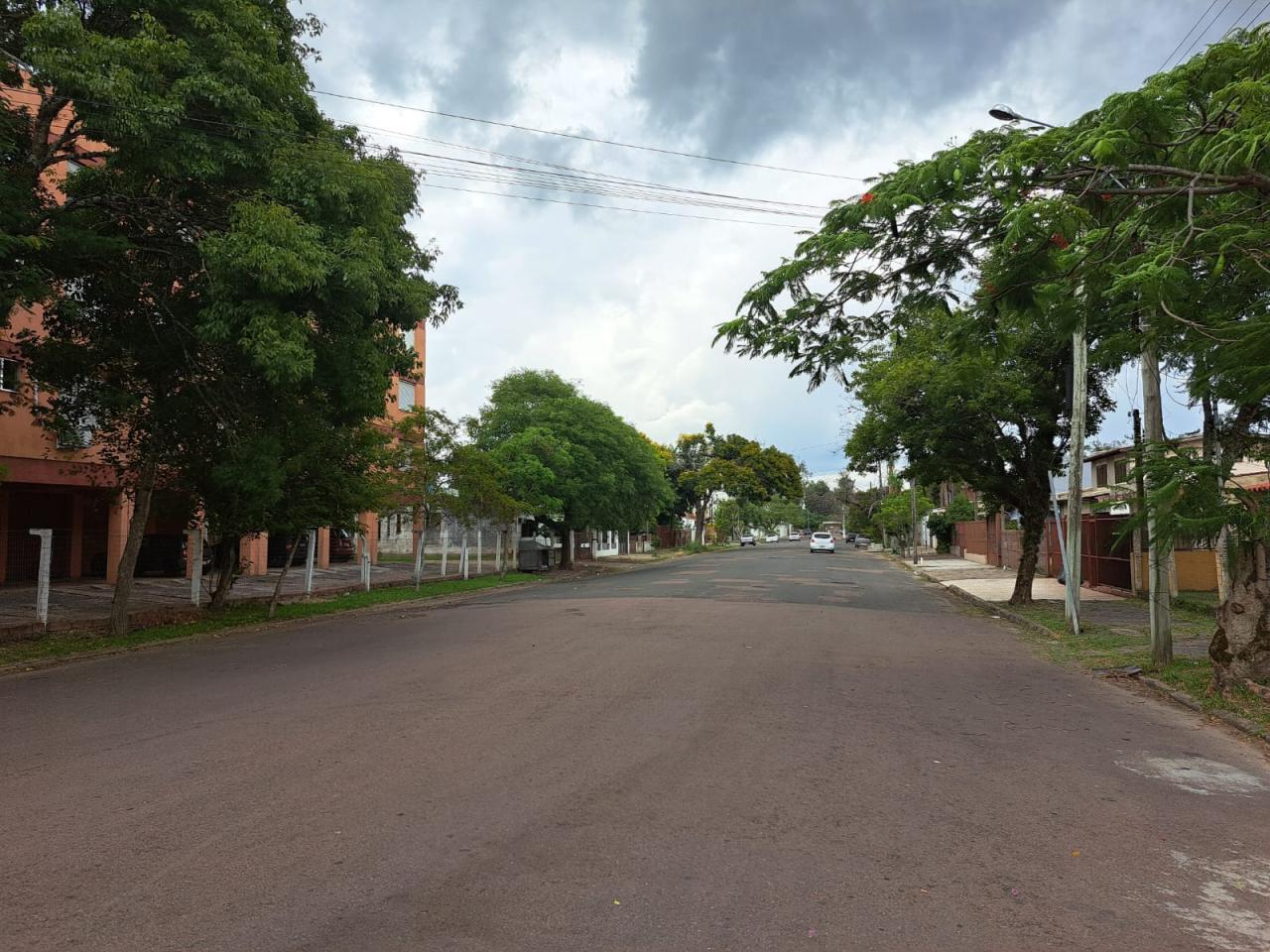 Defesa Civil emite alerta de chuva forte com eventual queda de granizo em Guaíba
