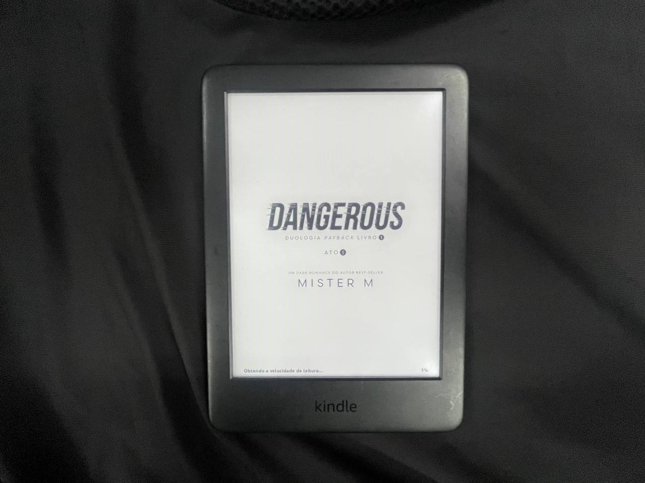 "Dangerous", livro de Mark Miller, est&aacute; dispon&iacute;vel na Amazon.