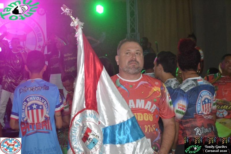 Um mestre e sua Academia nascida para vencer