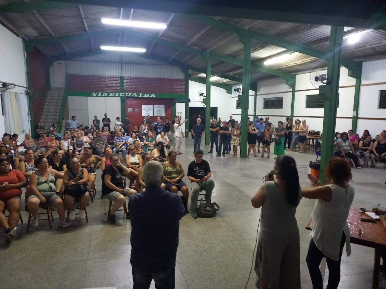 Servidores do quadro geral rejeitam proposta de reajuste e anunciam estado de greve