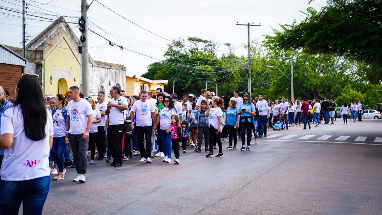 Abril Azul: caminhada abre a programação do mês de Conscientização do Autismo