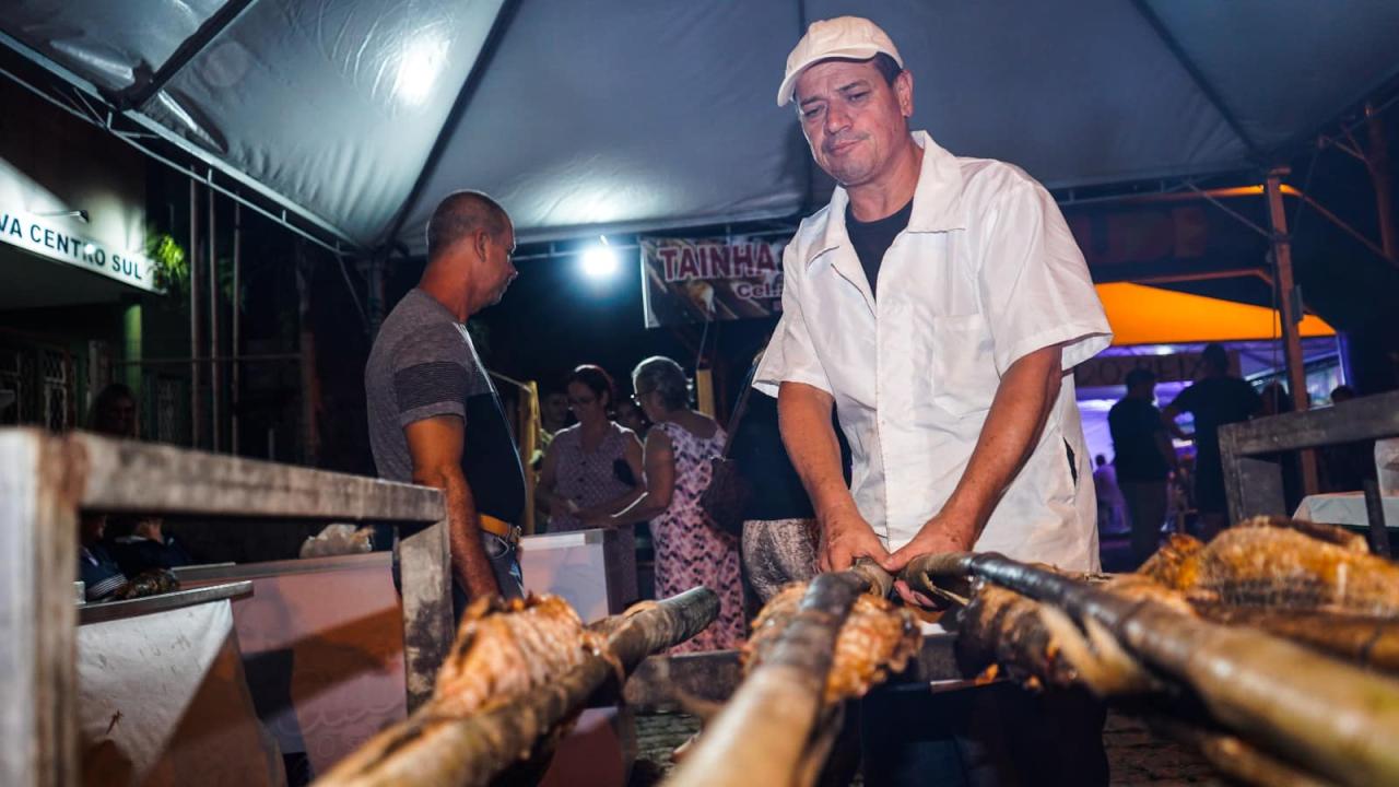 Feira do Peixe supera expectativas de vendas no centro de Guaíba