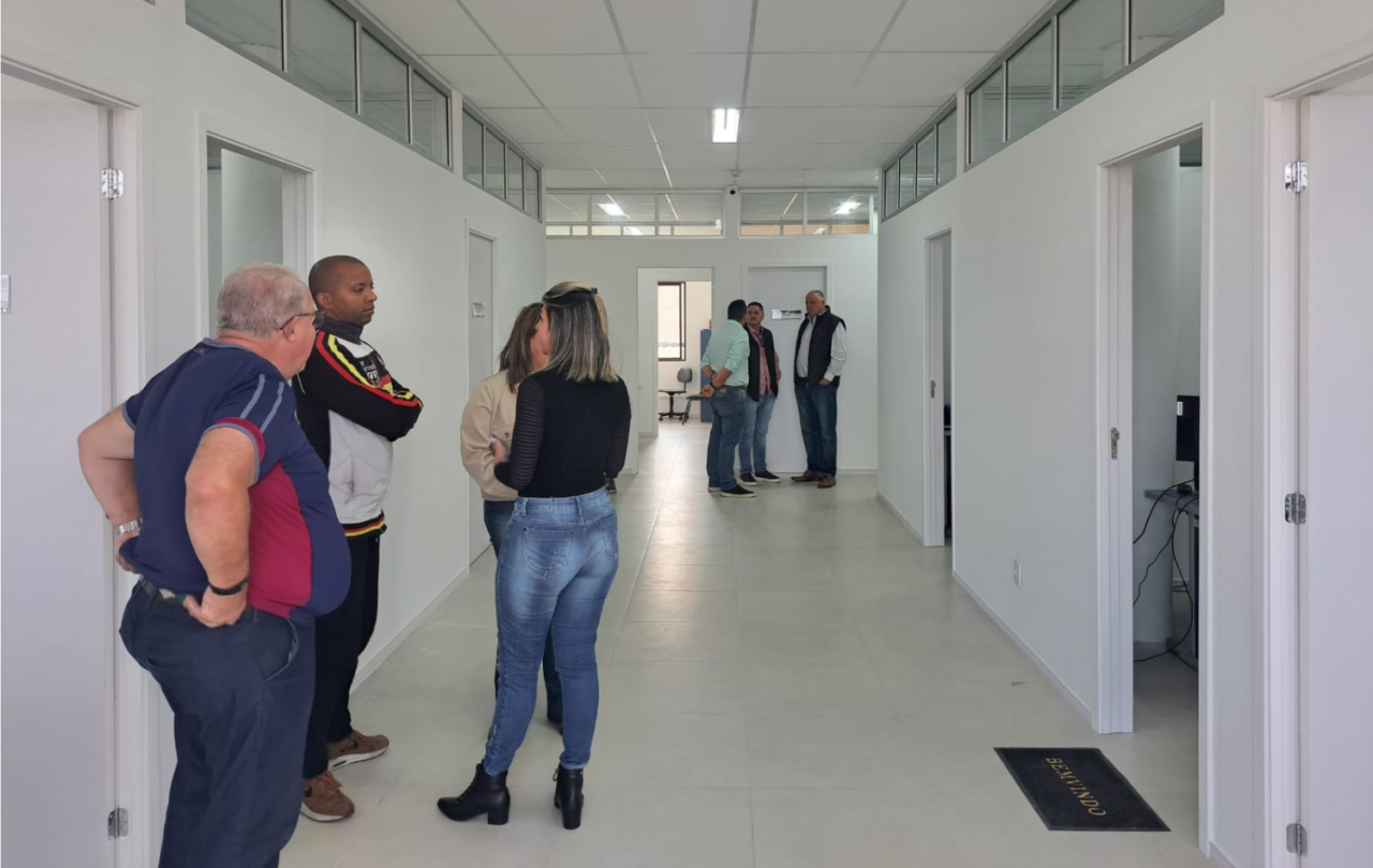 Vereadores de Guaíba inauguram novos gabinetes na sede do Poder Legislativo