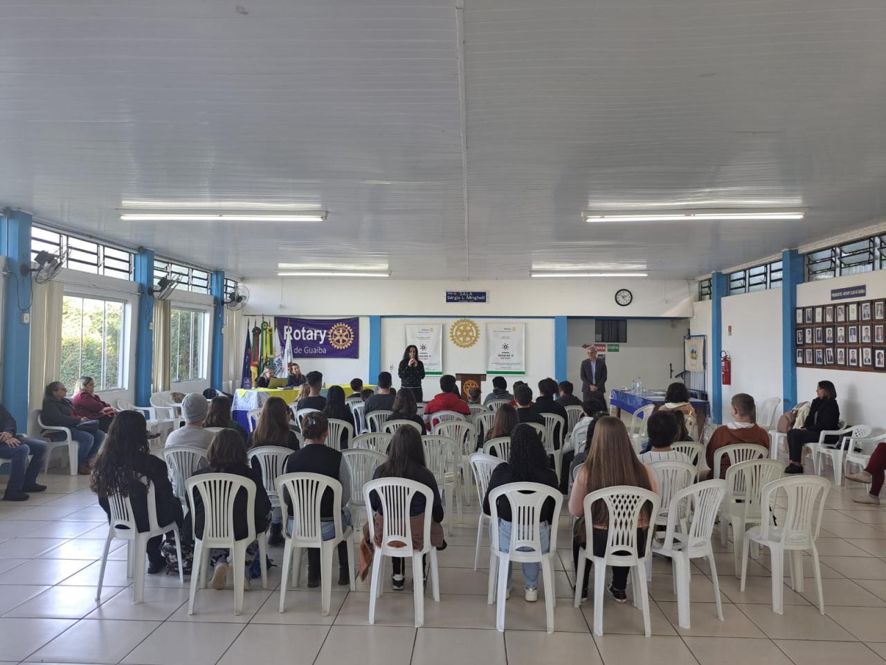 Dezenas de estudantes participam de treinamentos do 2º Concurso Escolar de Oratória