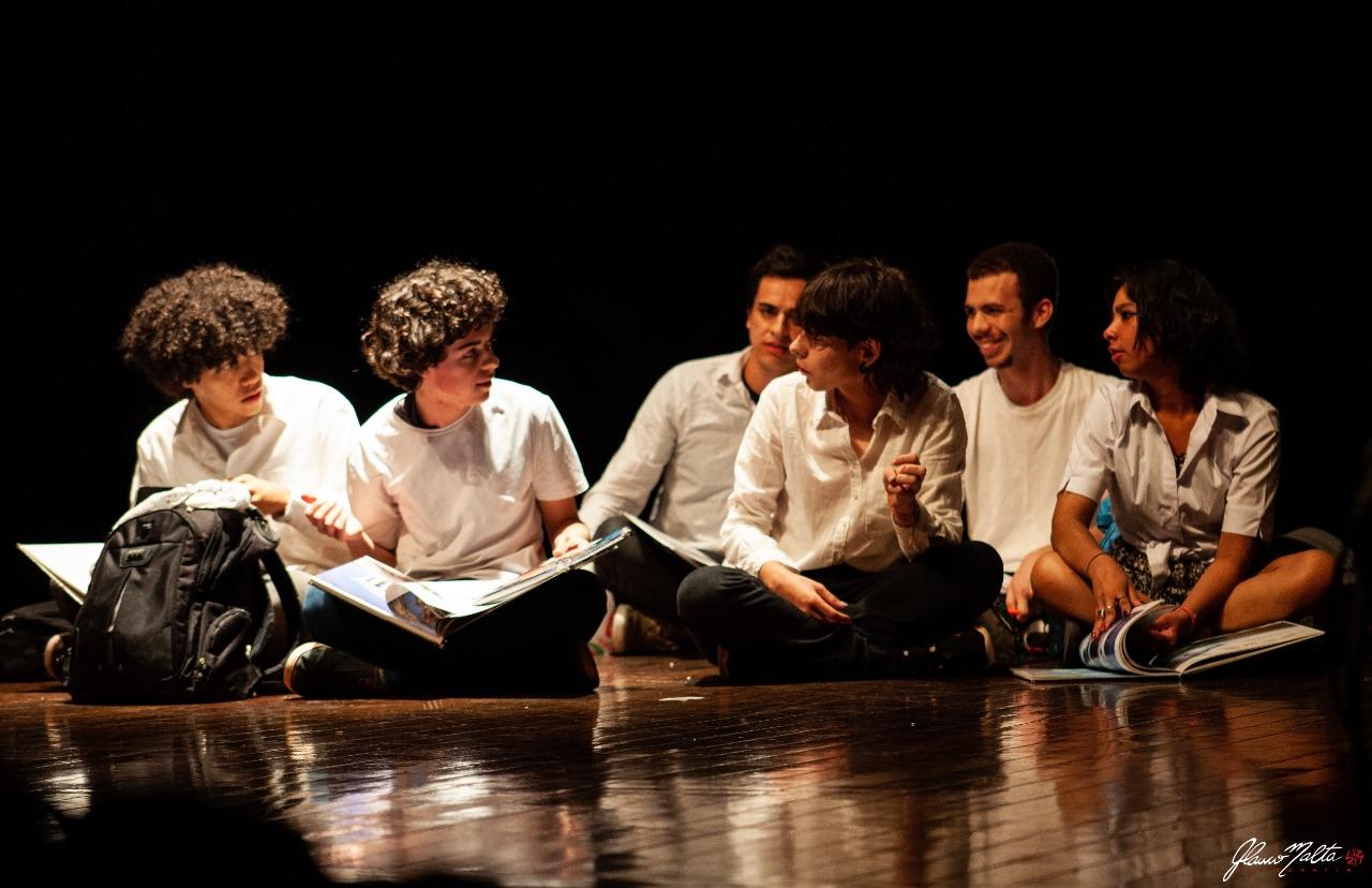 Estão abertas as inscrições gratuitas para curso de Teatro do Oprimido