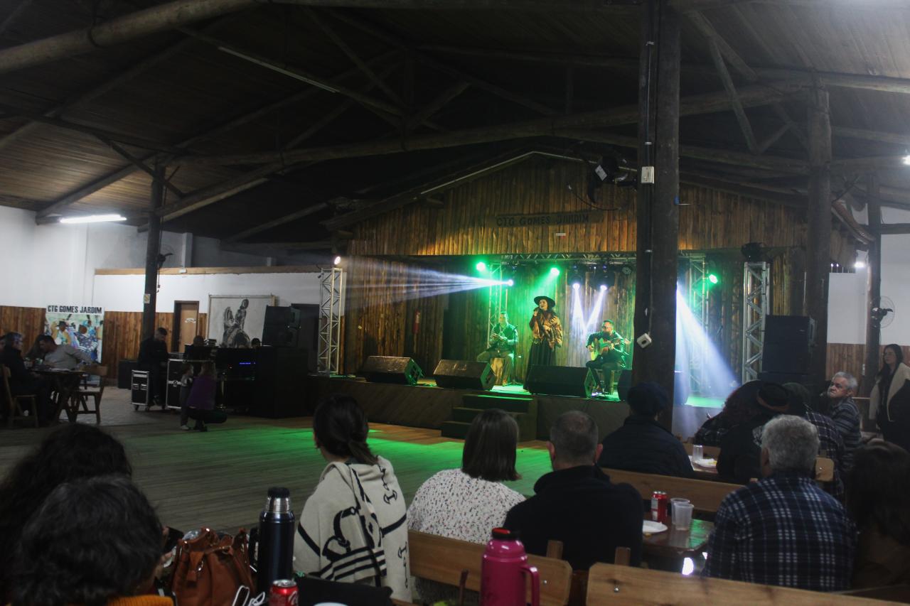 Música e solidariedade marcam evento beneficente no CTG Gomes Jardim