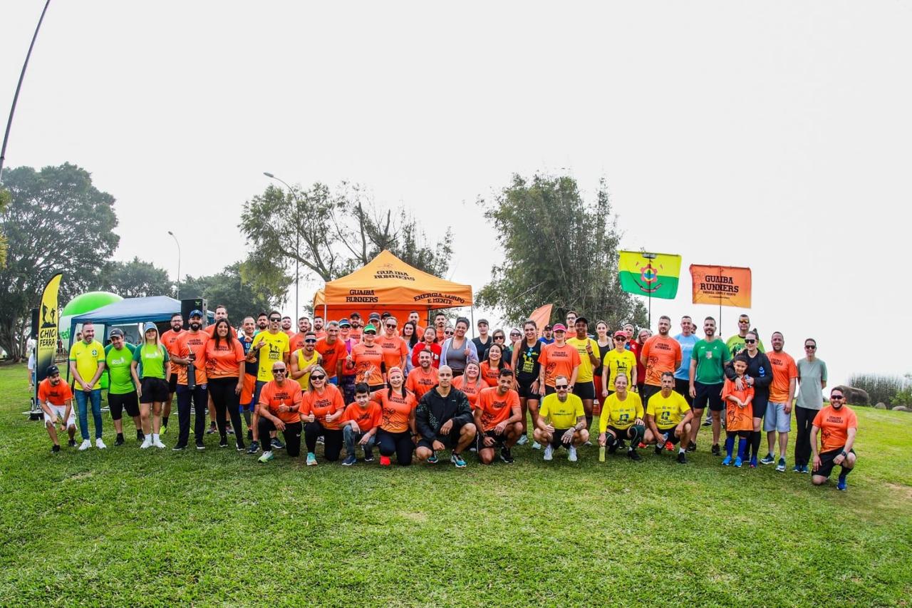 1º Treinão Solidário da equipe Guaíba Runners arrecada mais de 200 kg de alimentos não perecíveis