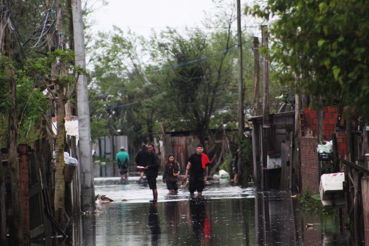 Moradores do Ip&ecirc; foram atingidos desde a cheia da semana passada 