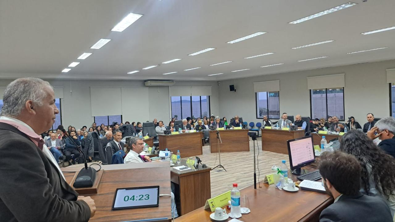 Justiça suspende votação que altera plano de carreira do magistério em Guaíba