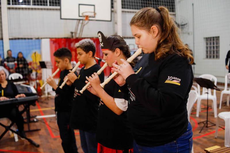 Orquestra Jovem e Ballet Projari completa 10 anos nesta sexta-feira