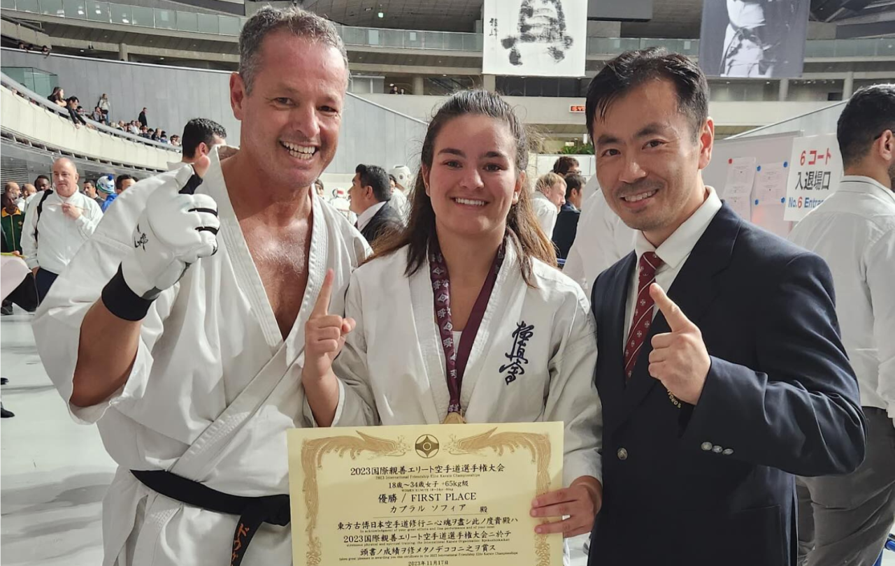 Guaibense Sofia Cabral conquista o campeonato mundial de Karate Kyokushin no Japão