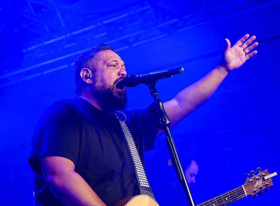 Cantor Fernandinho lota show no encerramento da 1ª Semana Evangélica de Guaíba