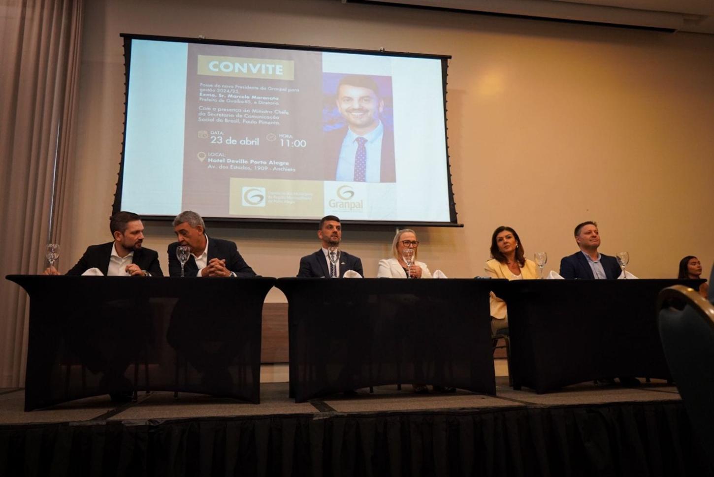 Maranata toma posse como presidente da Associação dos Municípios da Região Metropolitana