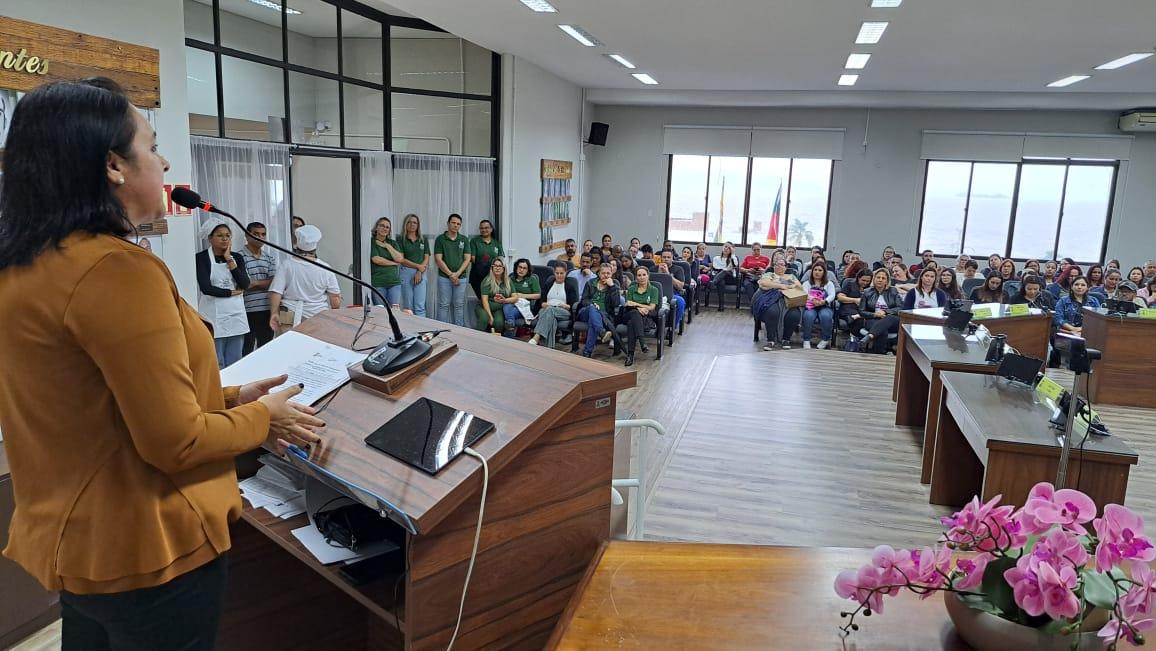 Prefeitura de Guaíba lança programa para auxiliar na alfabetização de crianças