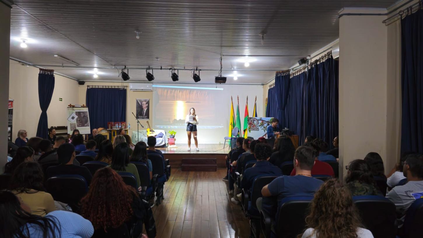 Semana do Livro movimenta a escola Gomes Jardim; confira a programação