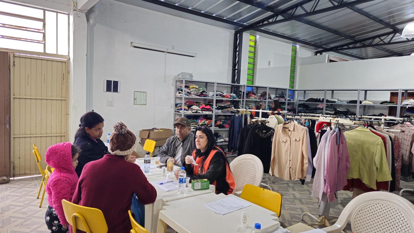 Em 2 dias, Centro de Atendimento Humanitário registra mais de 1,5 mil atendimentos na Cohab-Santa Rita
